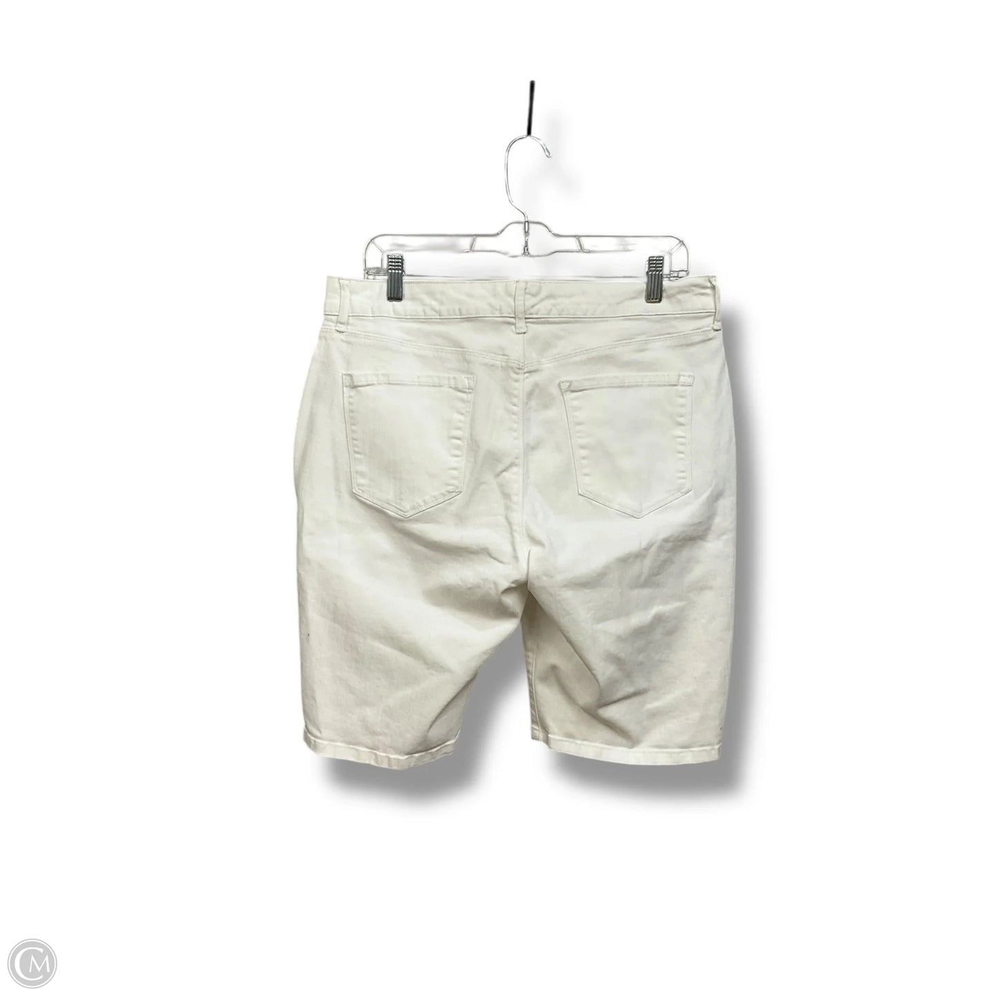 Shorts By Gloria Vanderbilt In White, Size: 10