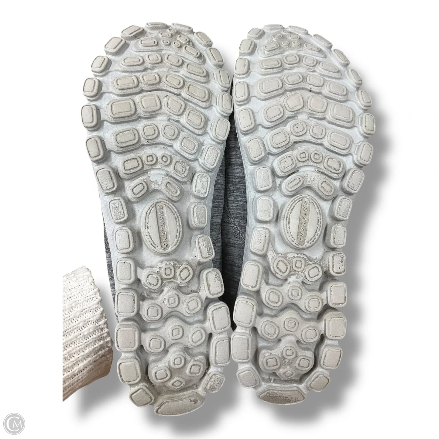 Shoes Flats By Skechers In Grey, Size: 9