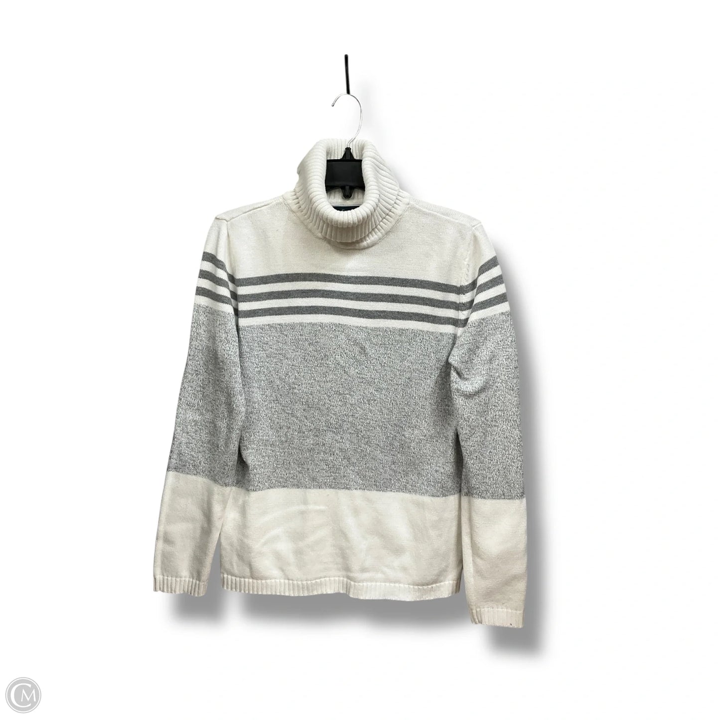 Top Long Sleeve By Karen Scott In Grey & White, Size: M