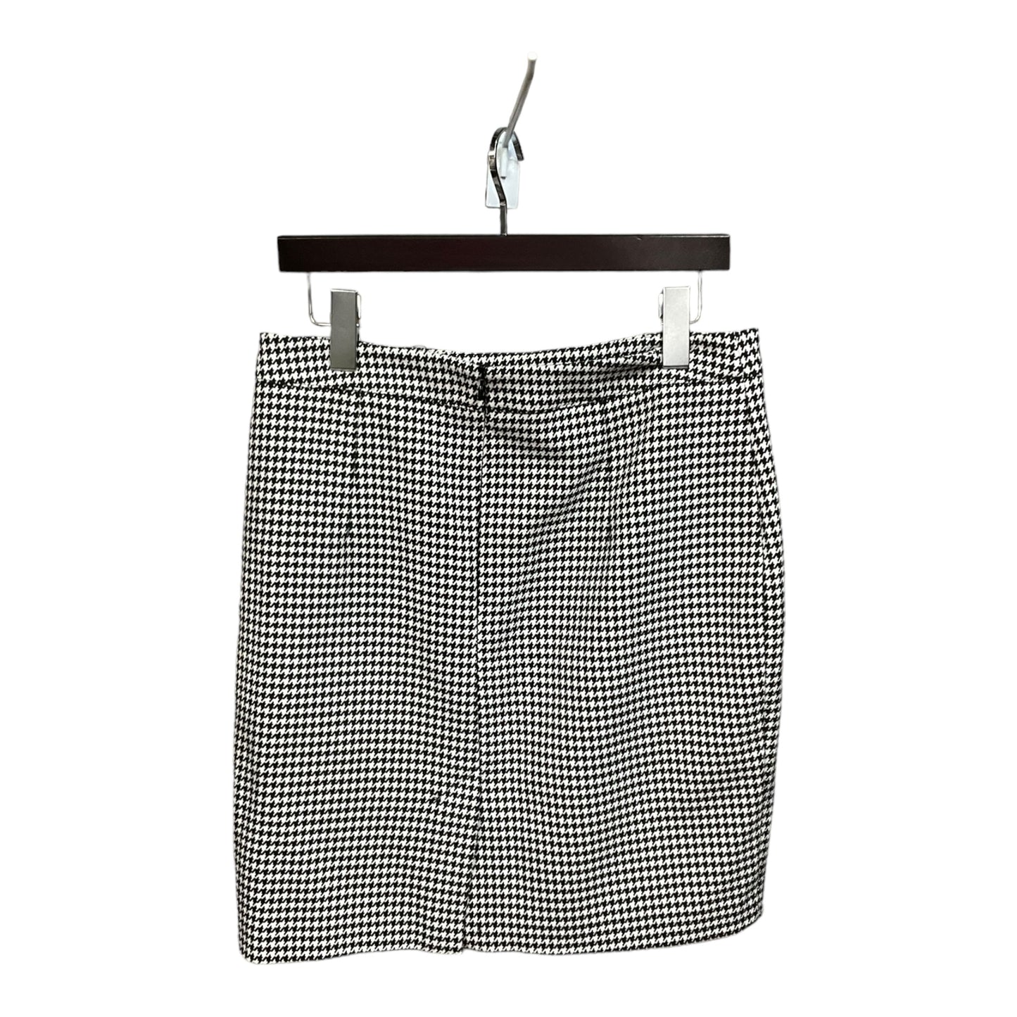 Skirt Mini & Short By H&m In Checkered Pattern, Size: M