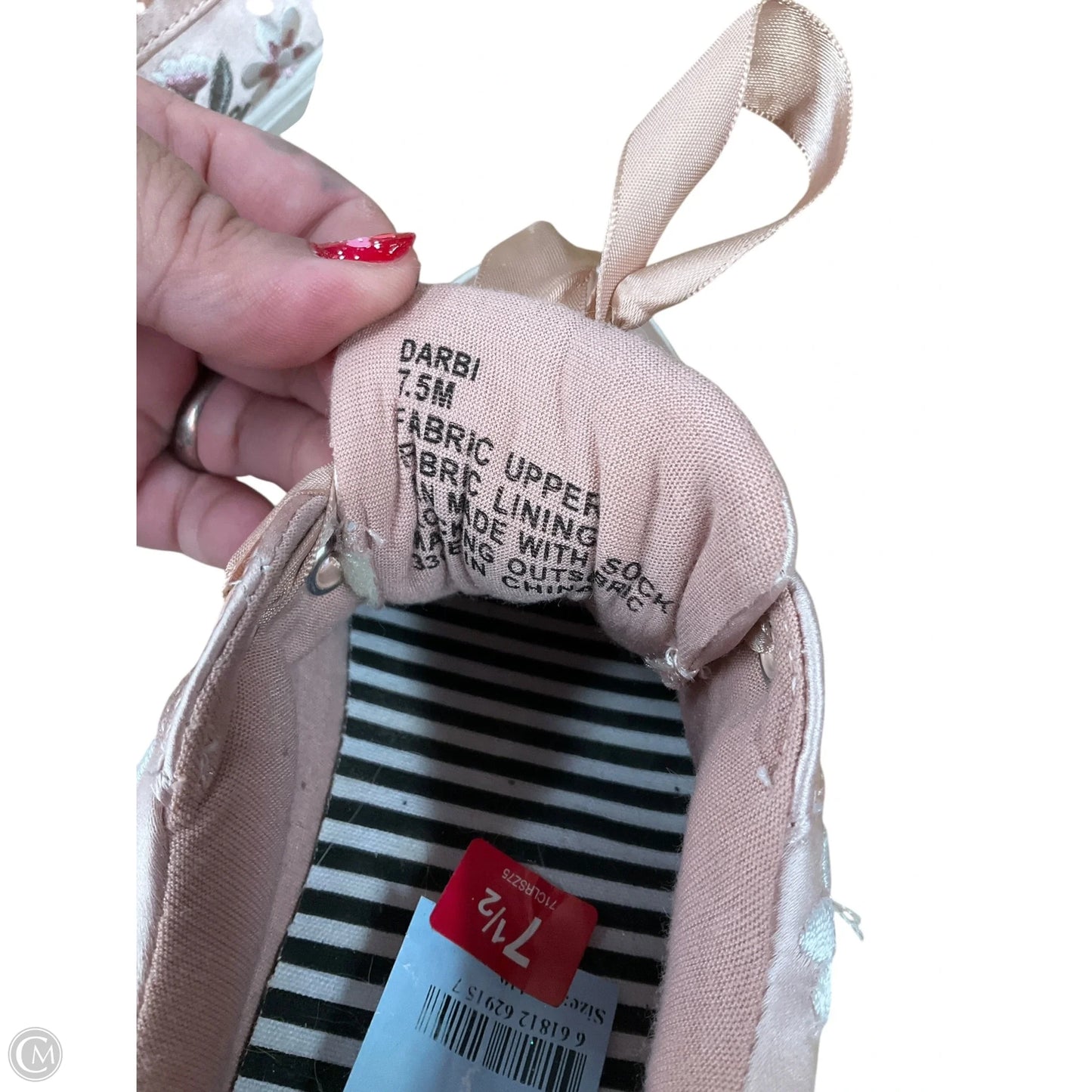 Shoes Flats By Forever In Ivory, Size: 7