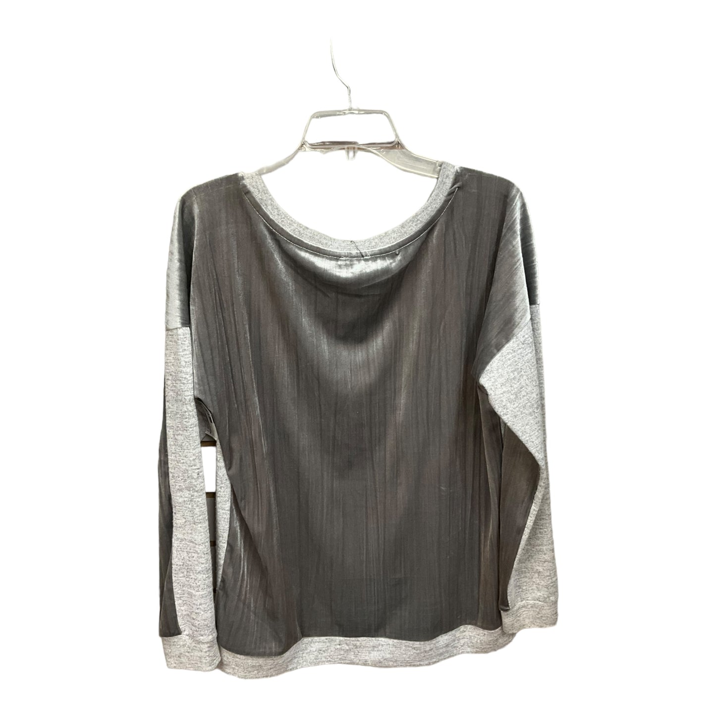 Top Long Sleeve By Hannah In Grey, Size: L