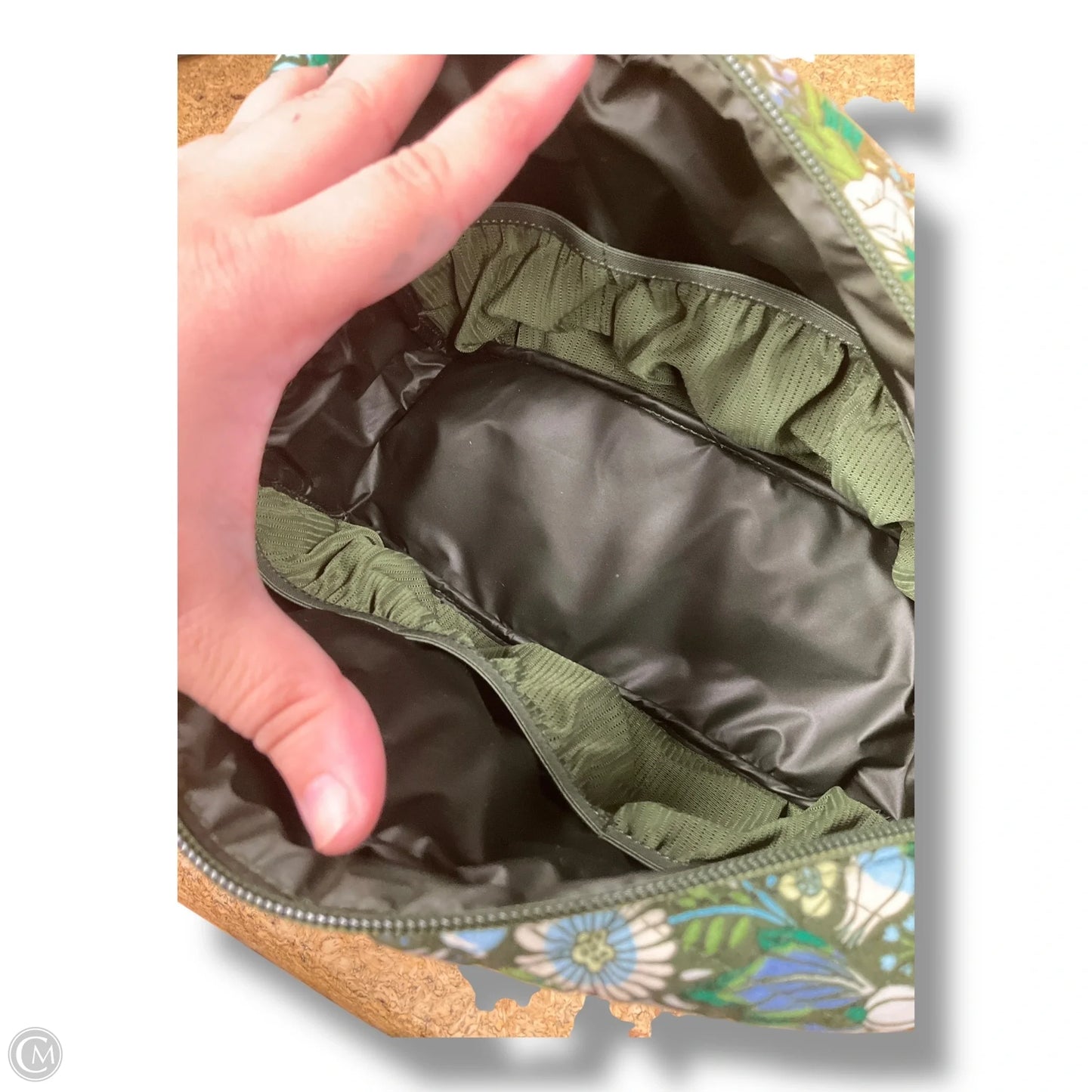 Makeup Bag By Vera Bradley, Size: Large
