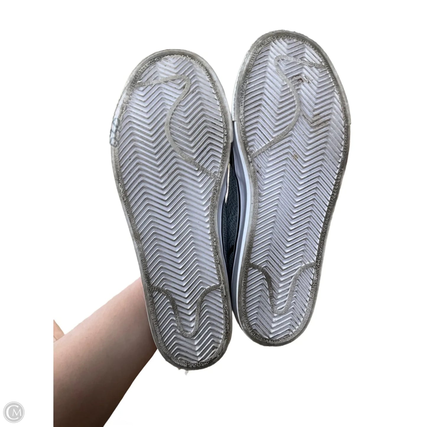 Shoes Flats By Nike In Black & Grey, Size: 7.5