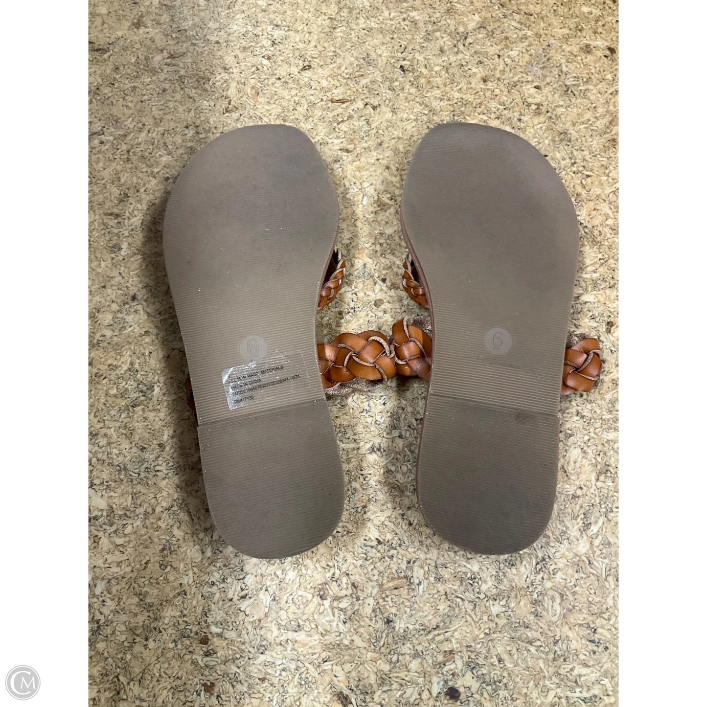 Sandals Flats By Universal Thread In Tan, Size: 6