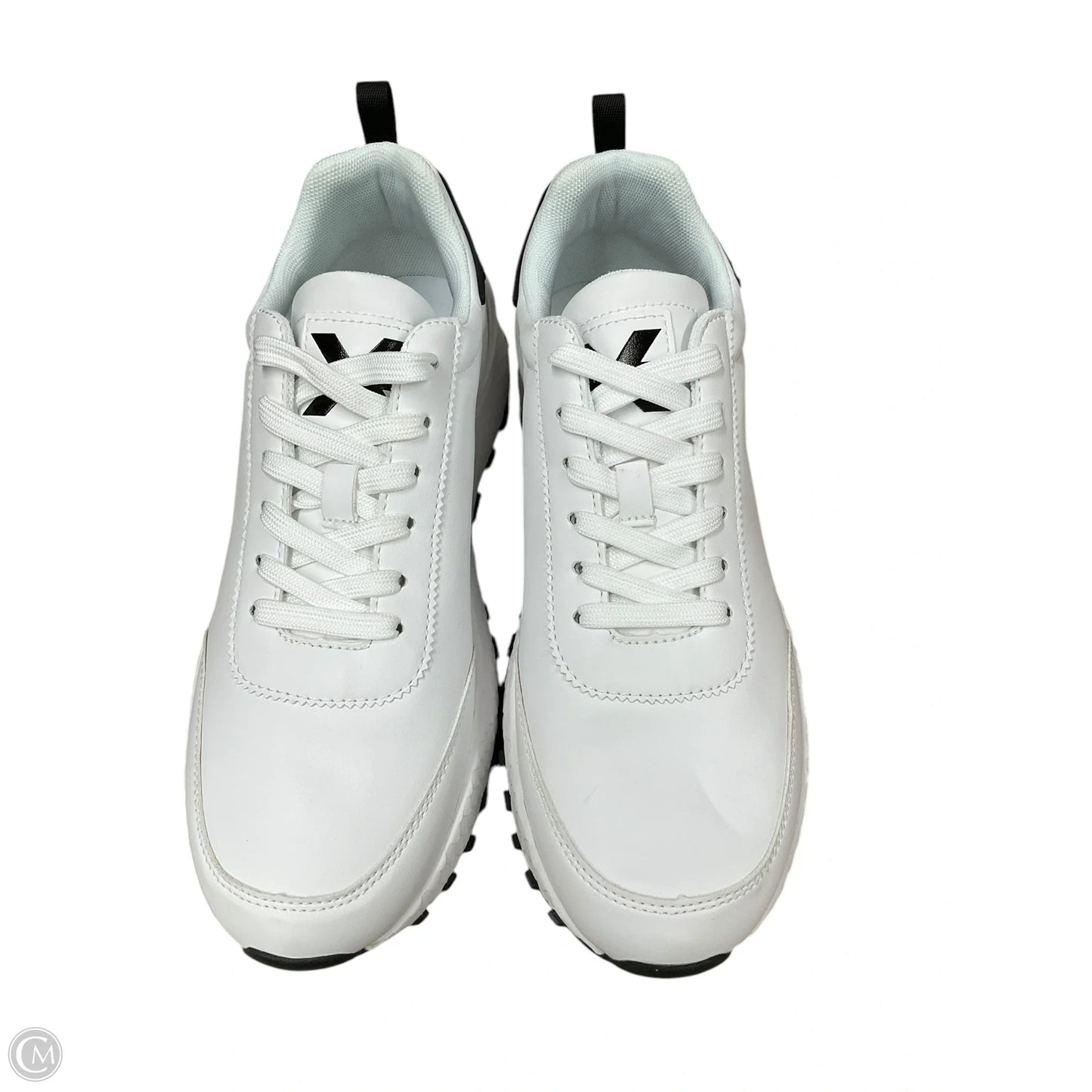 Shoes Sneakers By Clothes Mentor In Black & White, Size: 10