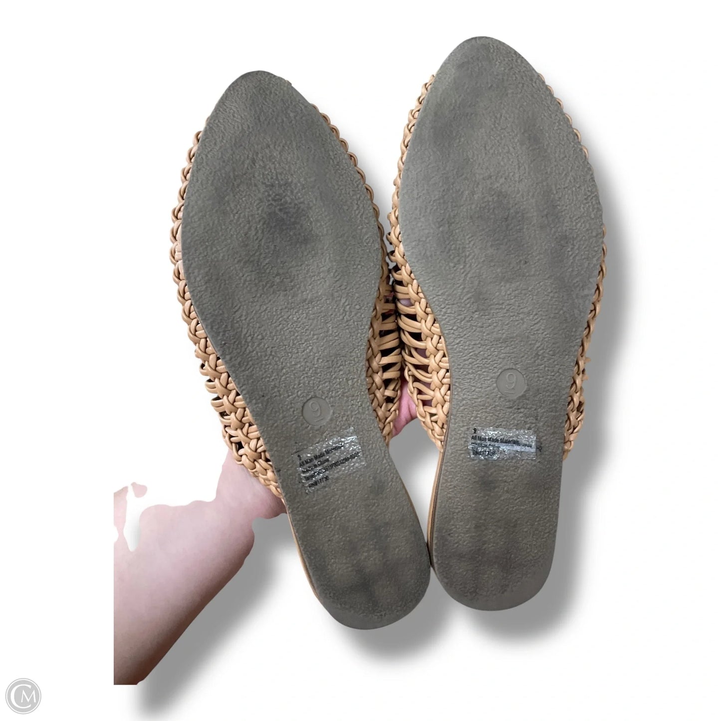 Shoes Flats By Universal Thread In Tan, Size: 9
