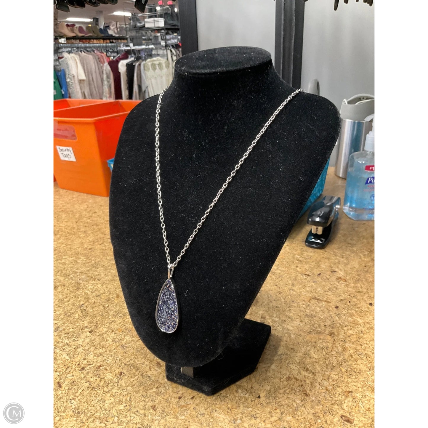 Necklace Pendant By Clothes Mentor