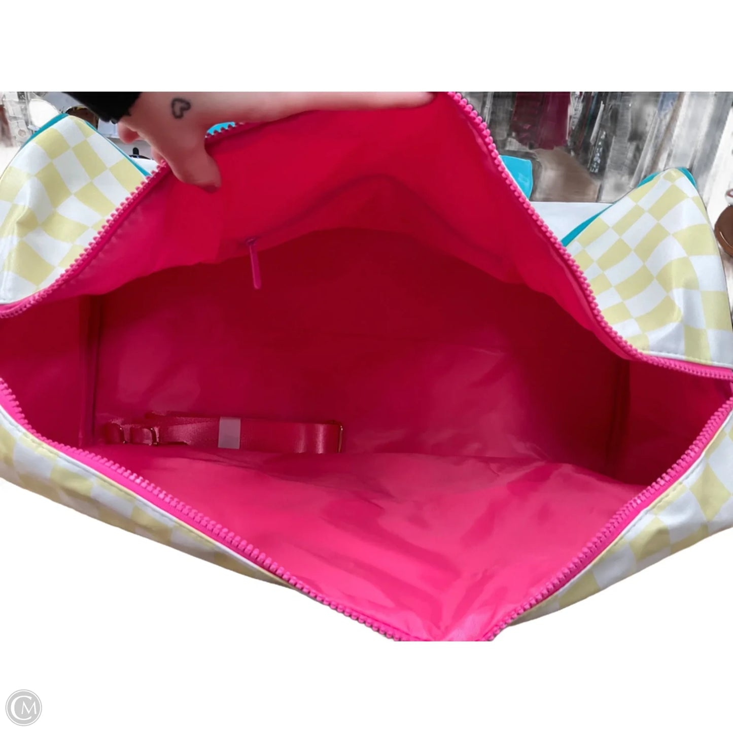 Tote By Clothes Mentor, Size: Large