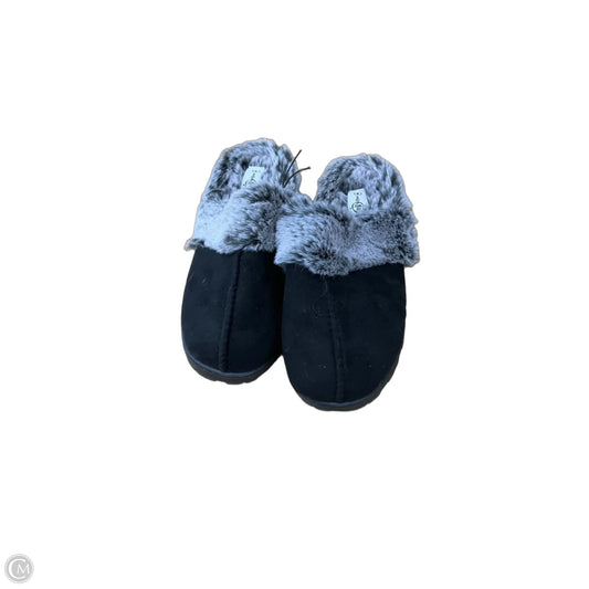 Slippers By Cmc In Black