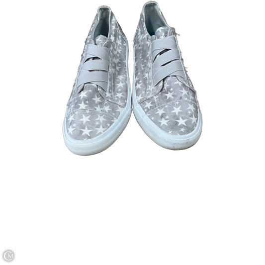 Shoes Sneakers By Blowfish In Grey & White, Size: 8