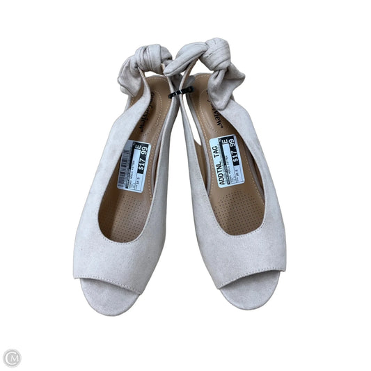 Shoes Heels Kitten By Comfortview In Tan, Size: 10.5
