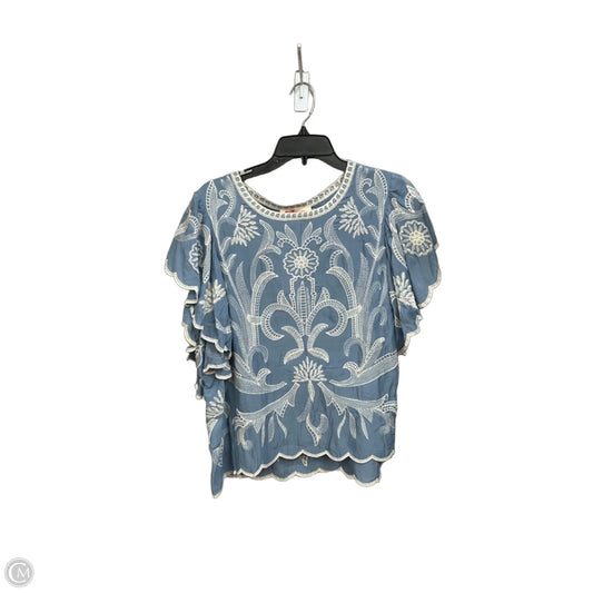 Top Short Sleeve By Solitaire In Blue & White, Size: M