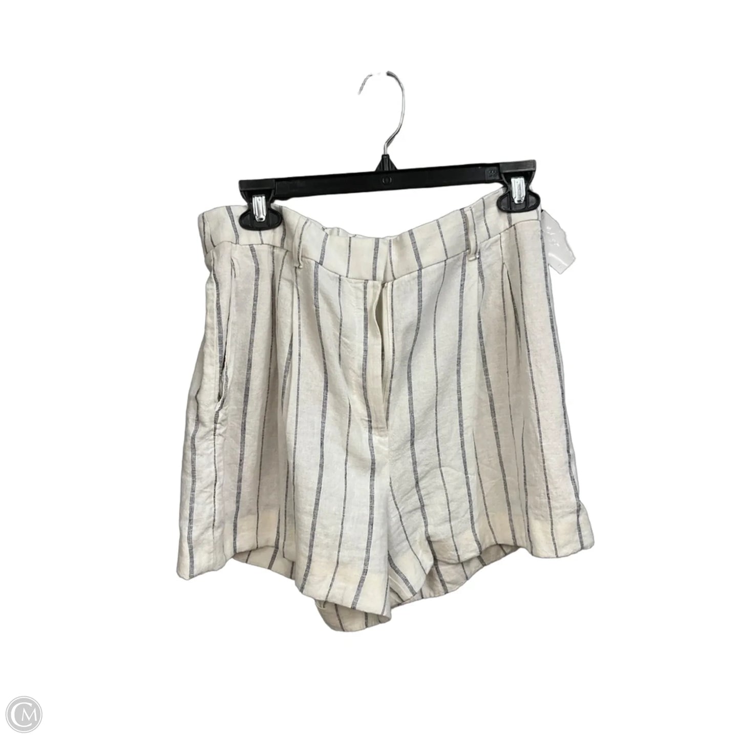 Shorts By Old Navy In Striped Pattern, Size: 8