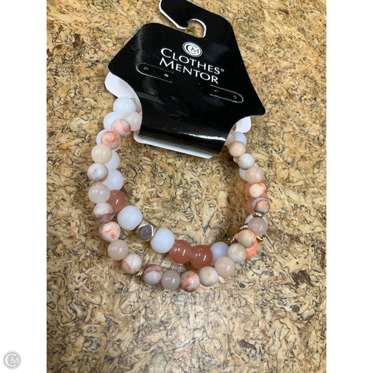 Bracelet Beaded By Clothes Mentor, Size: 02 Piece Set