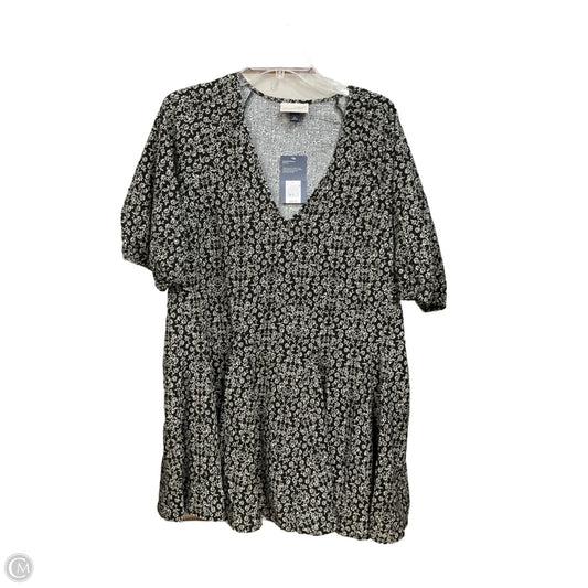 Tunic Short Sleeve By Universal Thread In Floral Print, Size: L