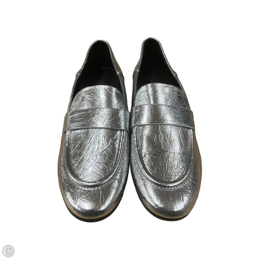 Shoes Flats By Clothes Mentor In Silver, Size: 11