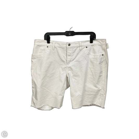 Shorts By Carve Designs In White, Size: 14
