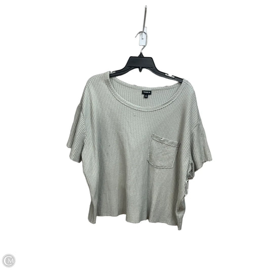 Top Short Sleeve By Torrid In Green, Size: 1x