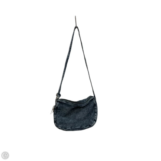 Crossbody By Clothes Mentor, Size: Medium