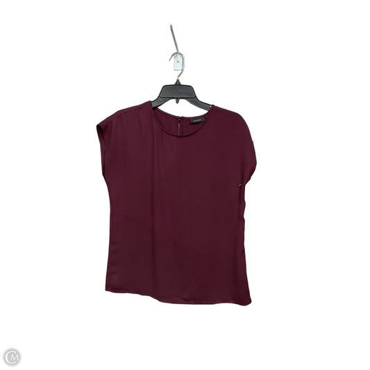 Top Short Sleeve By Halogen In Maroon, Size: Xs