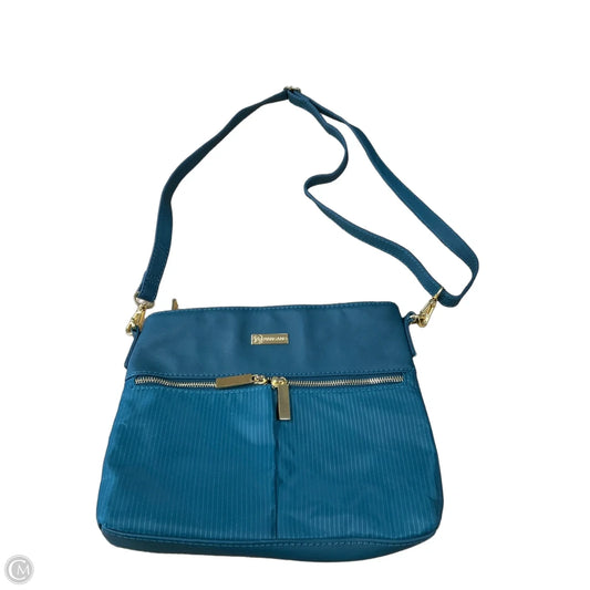 Crossbody By Clothes Mentor, Size: Medium