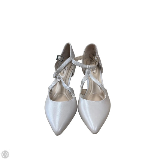 Shoes Heels Kitten By Abella In Tan, Size: 6