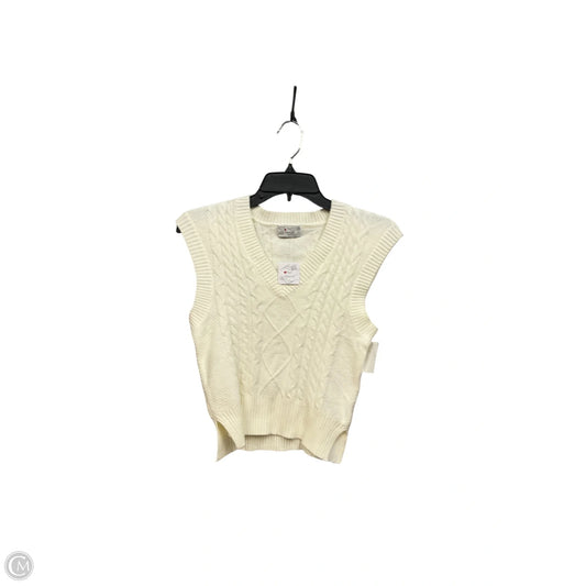 Vest Sweater By Clothes Mentor In Cream, Size: M
