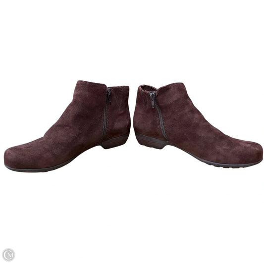 Boots Ankle Heels By Clothes Mentor In Brown, Size: 8.5