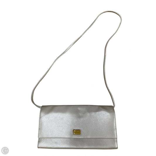 Crossbody By Clothes Mentor, Size: Medium