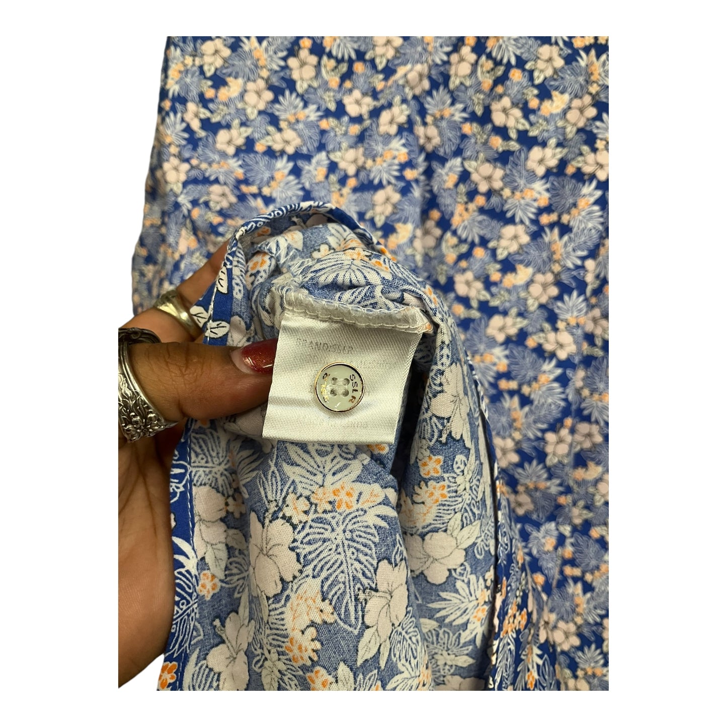 Blouse Short Sleeve By Clothes Mentor In Floral Print, Size: L