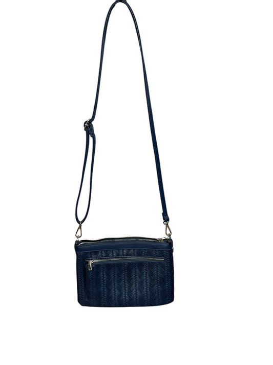 Crossbody By Clothes Mentor, Size: Small