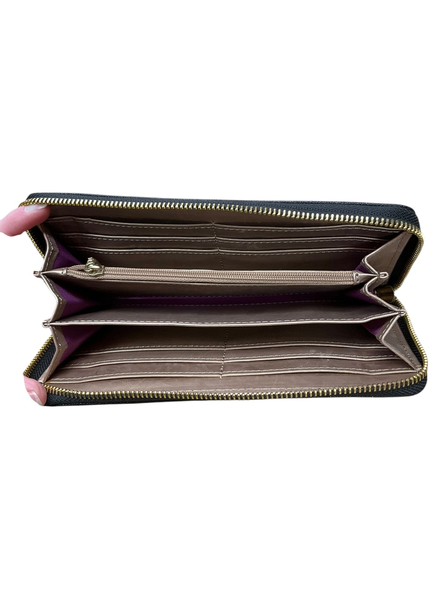 Wallet By Anne Klein, Size: Medium