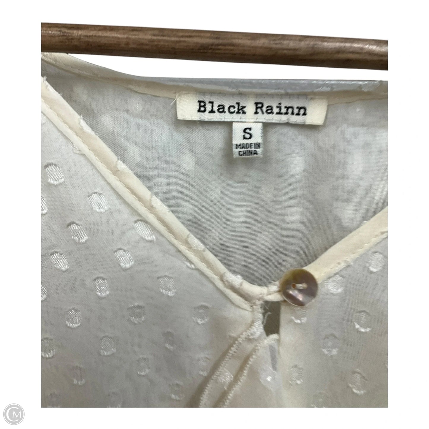Blouse Sleeveless By Black Rainn In Ivory, Size: S