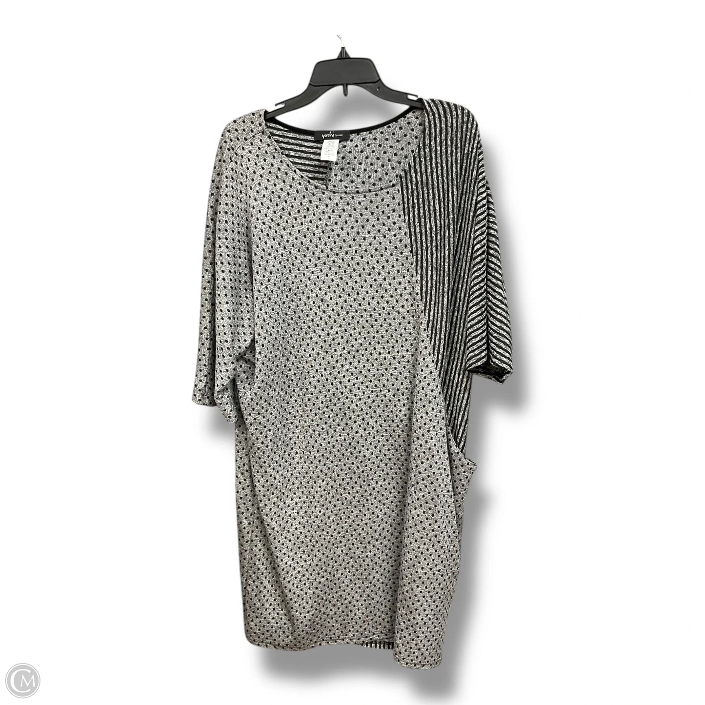 Dress Casual Short By Clothes Mentor In Black & Grey, Size: Xl