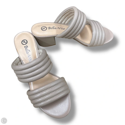 Sandals Heels Block By Clothes Mentor In Beige, Size: 7.5