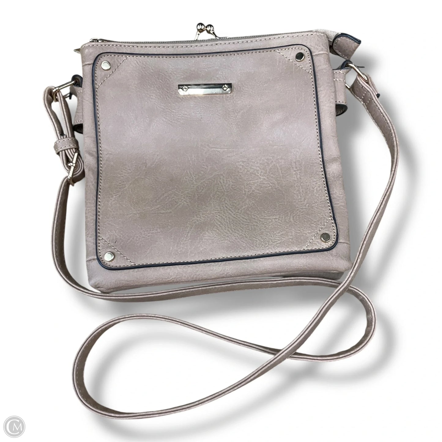 Crossbody By Clothes Mentor, Size: Medium
