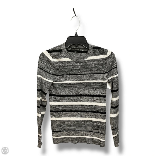 Top Long Sleeve By Banana Republic In Striped Pattern, Size: S