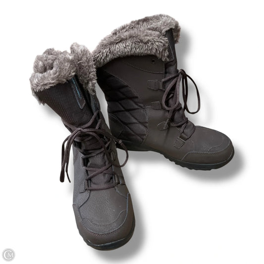 Boots Snow By Columbia In Brown, Size: 8