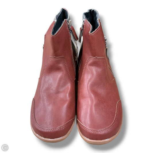 Boots Ankle Flats By Clothes Mentor In Brown, Size: 7.5