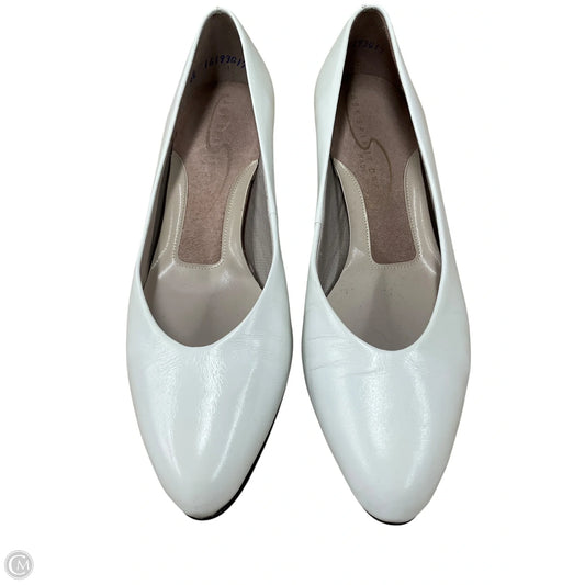 Shoes Heels Kitten By Easy Spirit In White, Size: 6