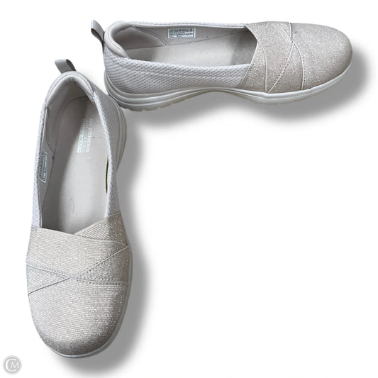 Shoes Flats By Skechers In Cream, Size: 8.5