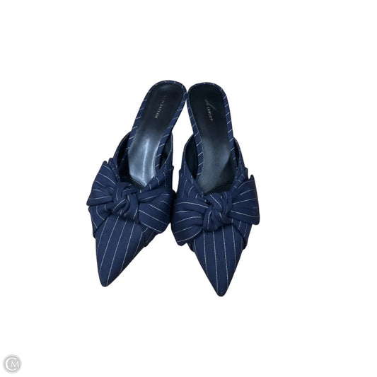 Shoes Heels Kitten By Ann Taylor In Navy, Size: 8.5