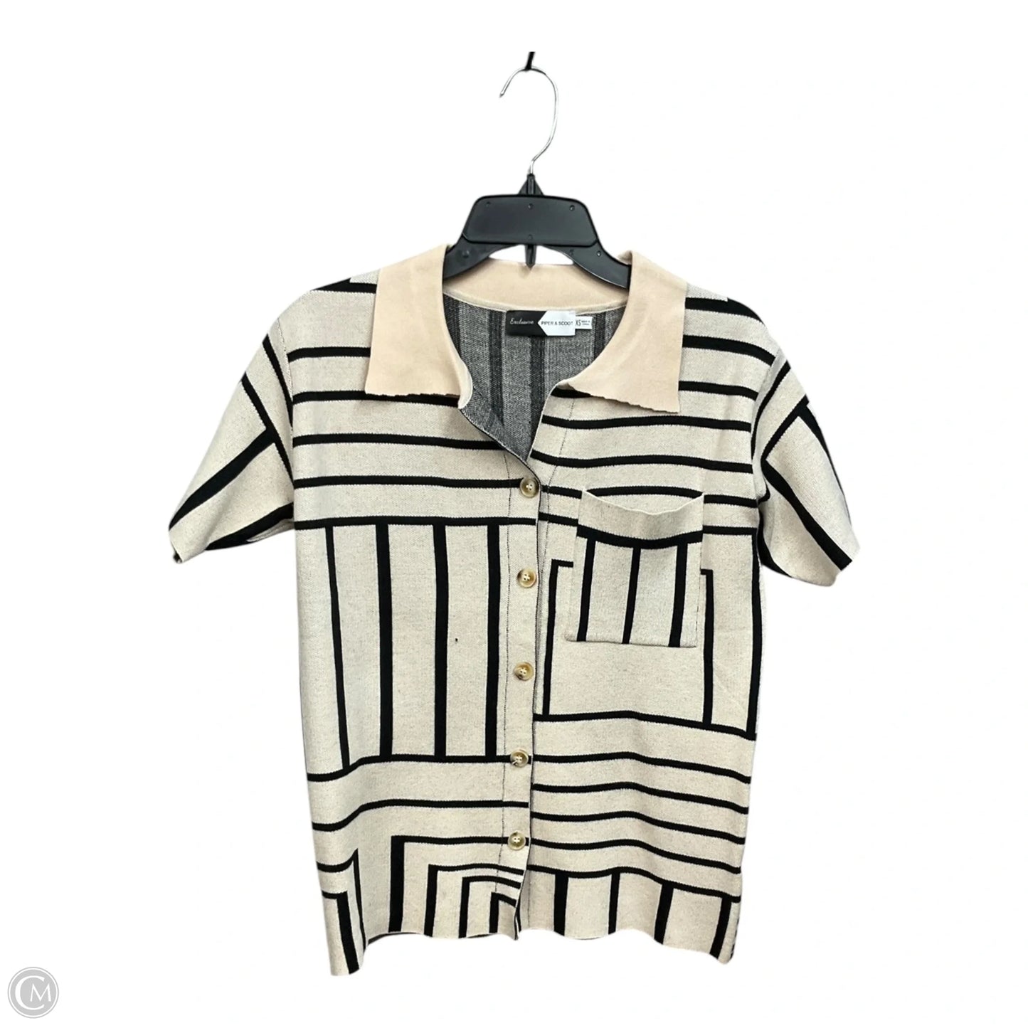 Top Short Sleeve By Clothes Mentor In Striped Pattern, Size: Xs