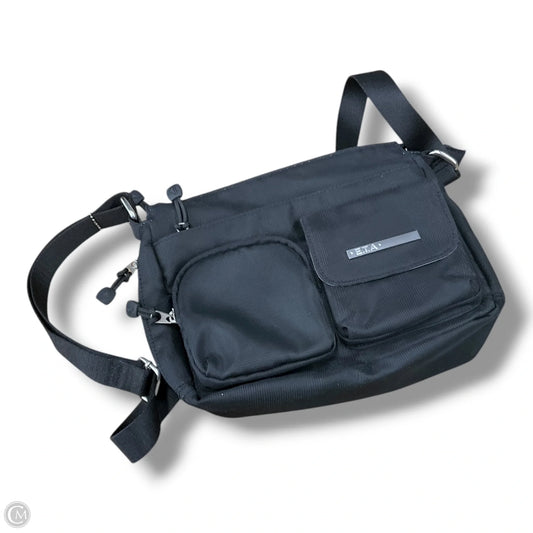 Crossbody By Clothes Mentor, Size: Medium