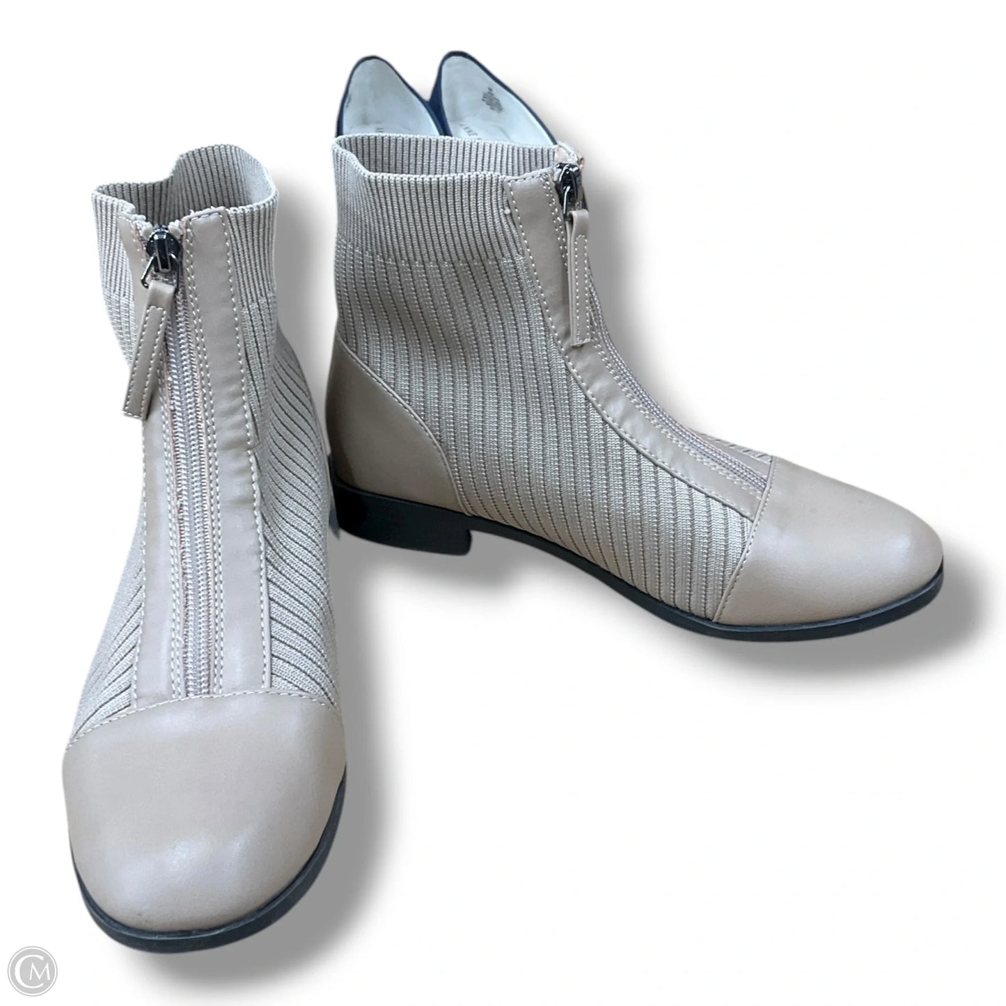 Boots Ankle Flats By Clothes Mentor In Tan, Size: 7