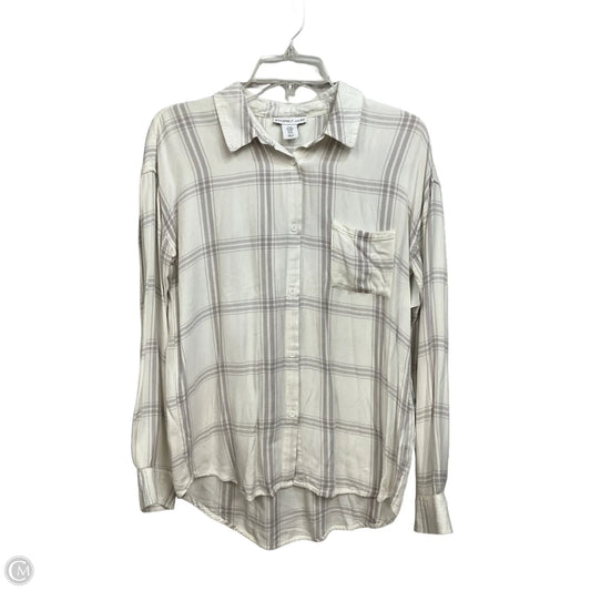 Blouse Long Sleeve By Clothes Mentor In Plaid Pattern, Size: M