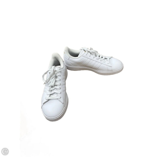 Shoes Sneakers By Adidas In White, Size: 7.5