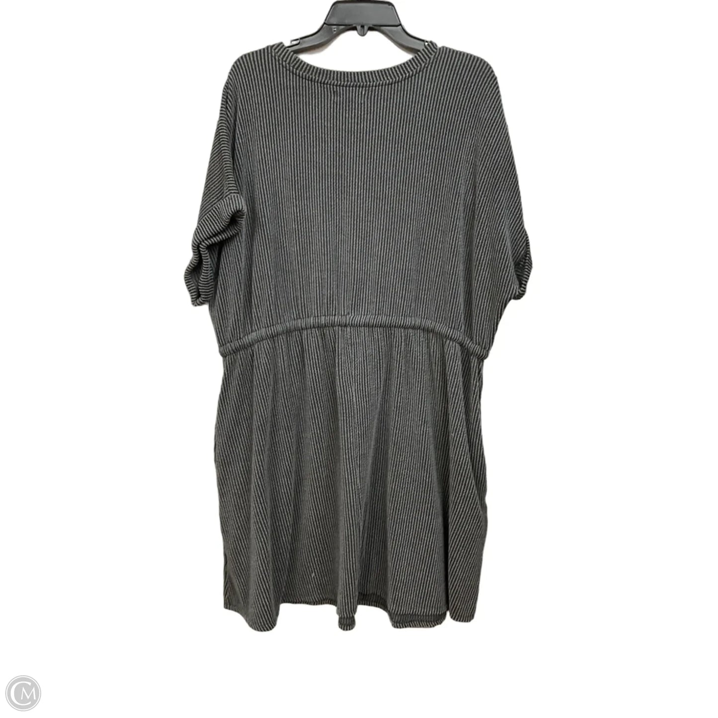 Dress Casual Short By Maurices In Grey, Size: 2x