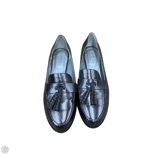 Shoes Flats By Kenneth Cole Reaction In Silver, Size: 8